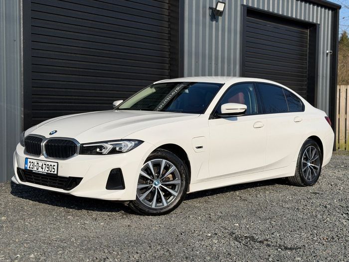BMW 3 Series 2023
