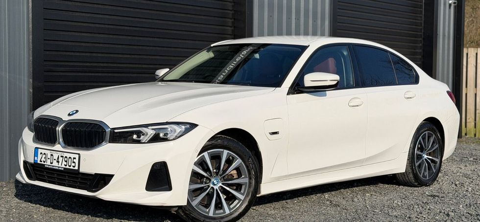BMW 3 Series 2023