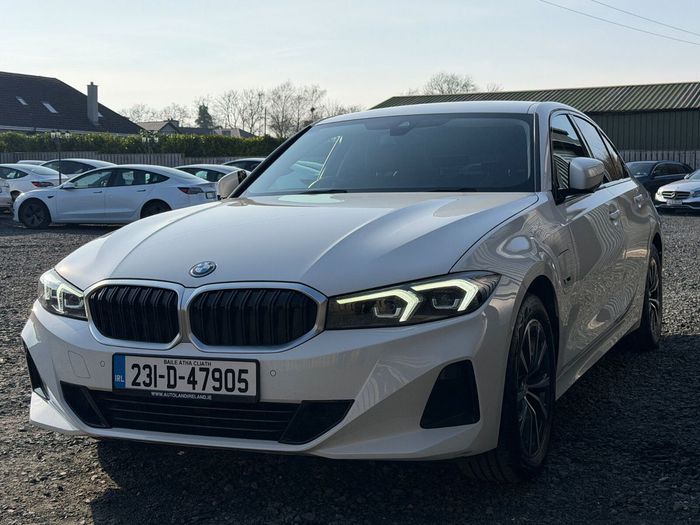 BMW 3 Series 2023