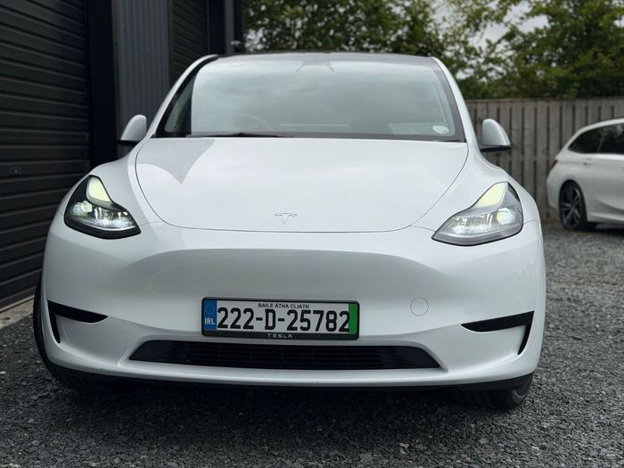 Tesla Model Y 2022