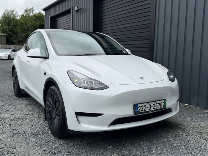 Tesla Model Y 2022