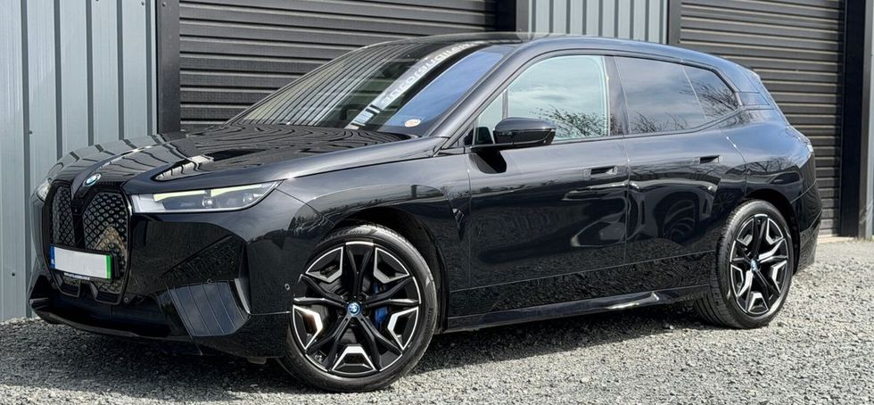 BMW IX 2022