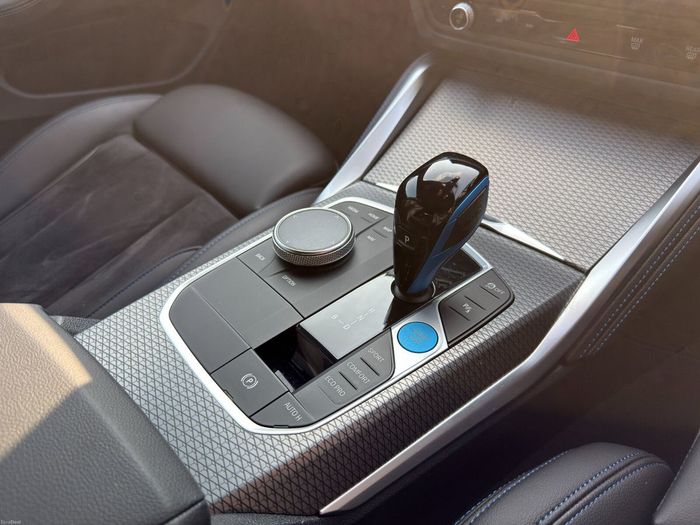 BMW i4 2022