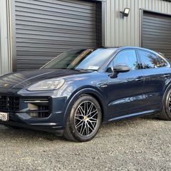 Porsche Cayenne 2024
