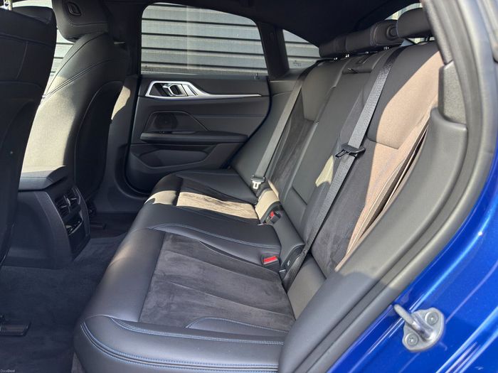 BMW i4 2023