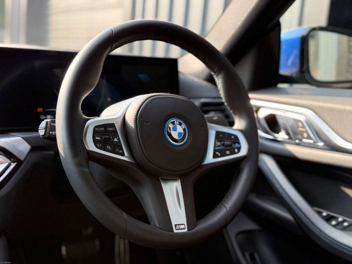 BMW i4 2023