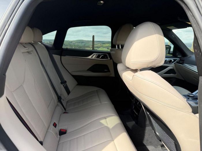BMW i4 2022