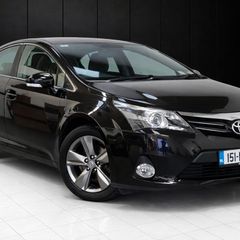 Toyota Avensis 2015