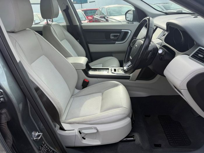 Land Rover Discovery Sport 2016
