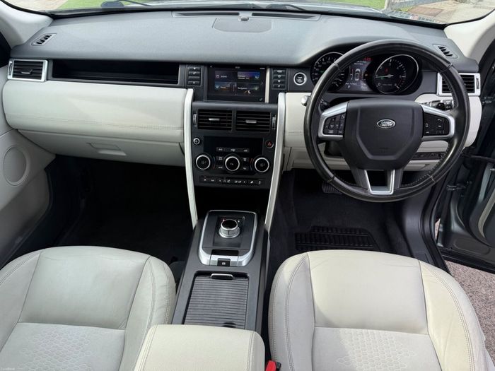 Land Rover Discovery Sport 2016