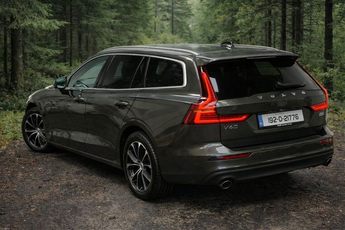 Volvo V60 2019