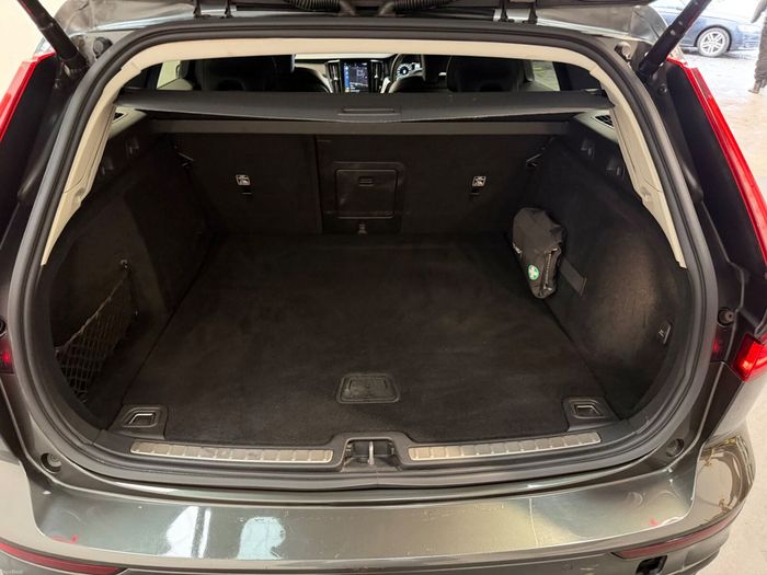 Volvo V60 2019