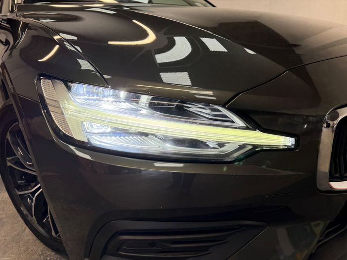 Volvo V60 2019