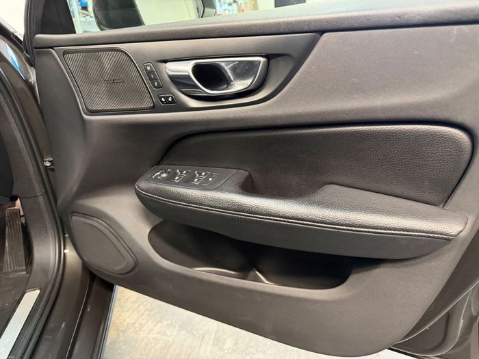 Volvo V60 2019
