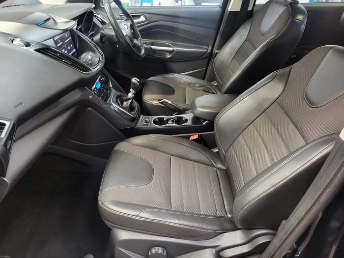 Ford Kuga 2016
