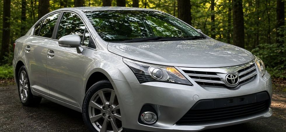 Toyota Avensis 2012