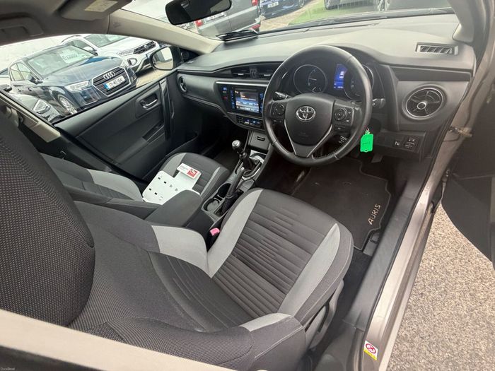 Toyota Auris 2016