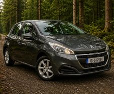Peugeot 208 2016