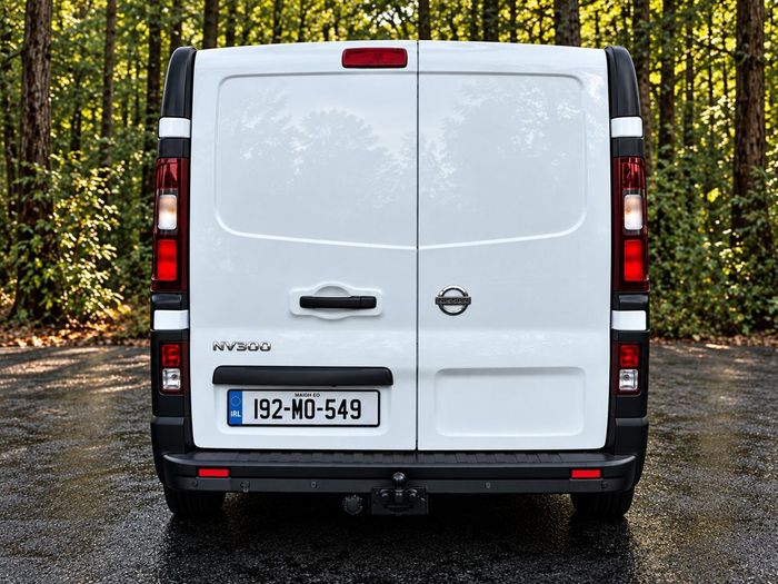 Nissan NV300 2019
