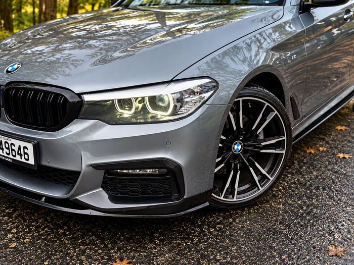 BMW 5 Series 2019