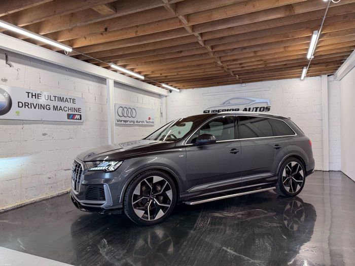 Audi Q7 2021