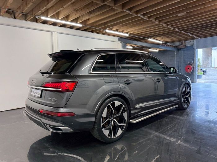 Audi Q7 2021