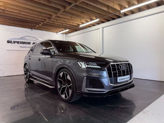 Audi Q7 2021