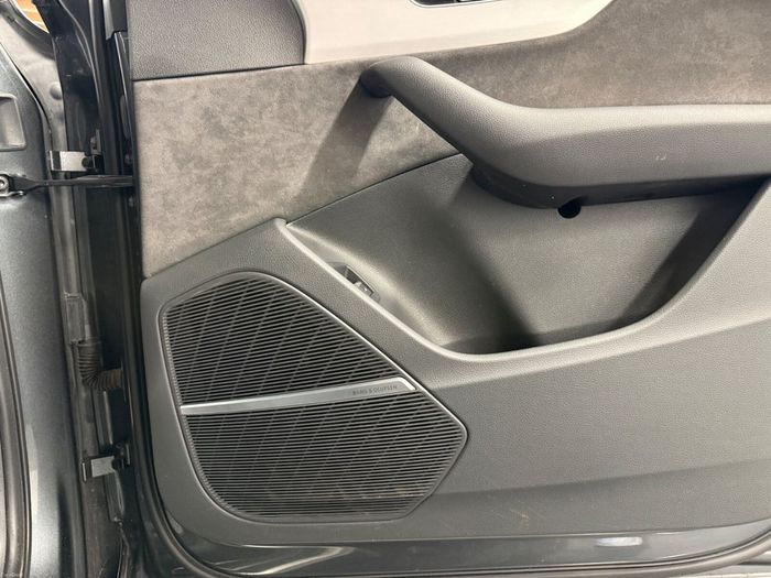 Audi Q7 2021