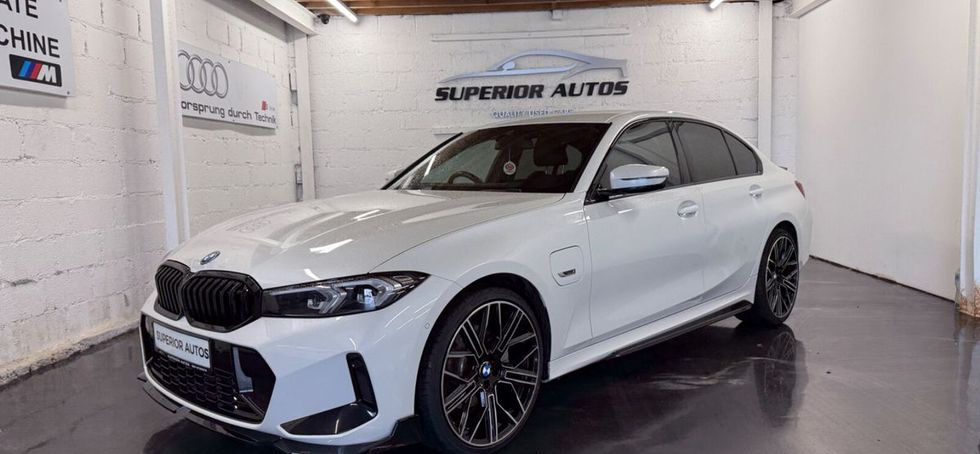BMW 3 Series 2023