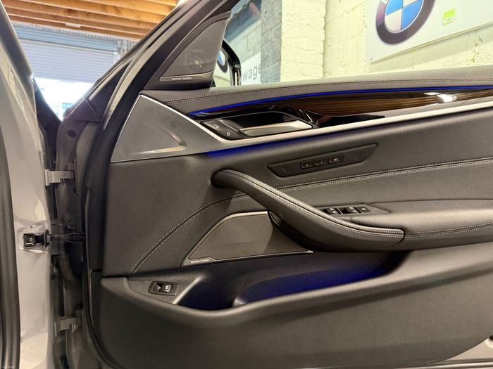 BMW 5 Series 2022
