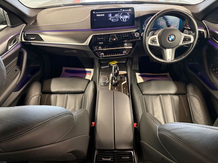 BMW 5 Series 2021