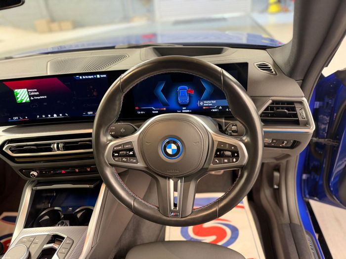 BMW i4 2023