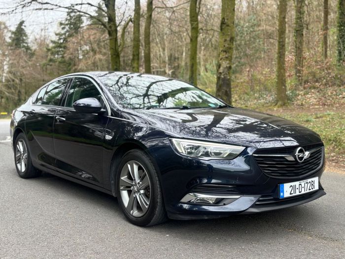 Opel Insignia 2021