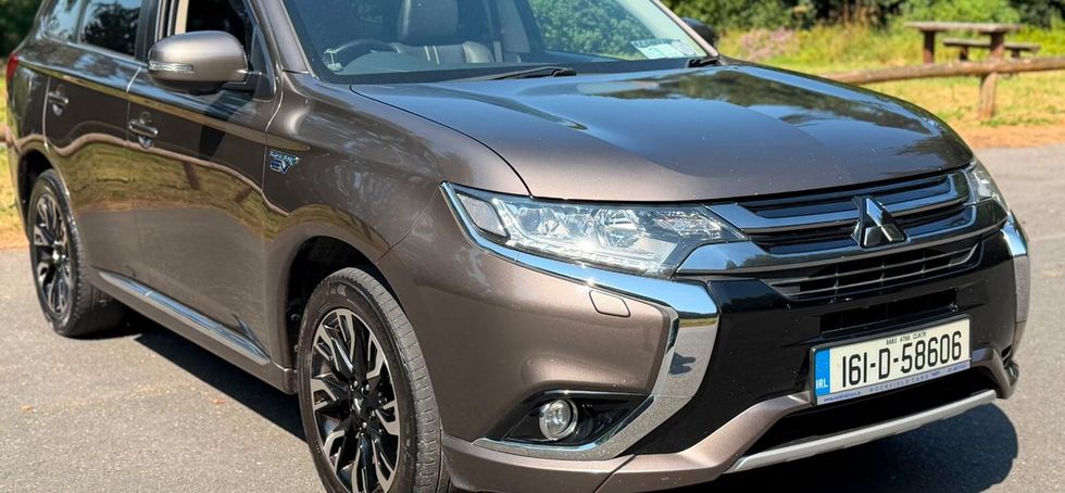 Mitsubishi Outlander 2016