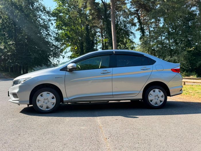 Honda Grace 2018