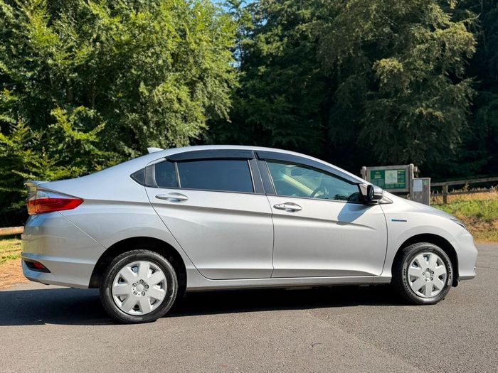 Honda Grace 2018