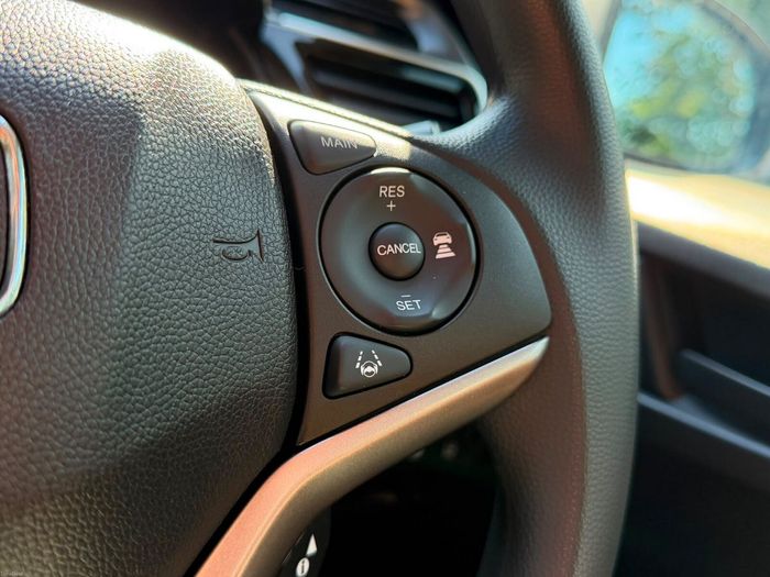 Honda Grace 2018