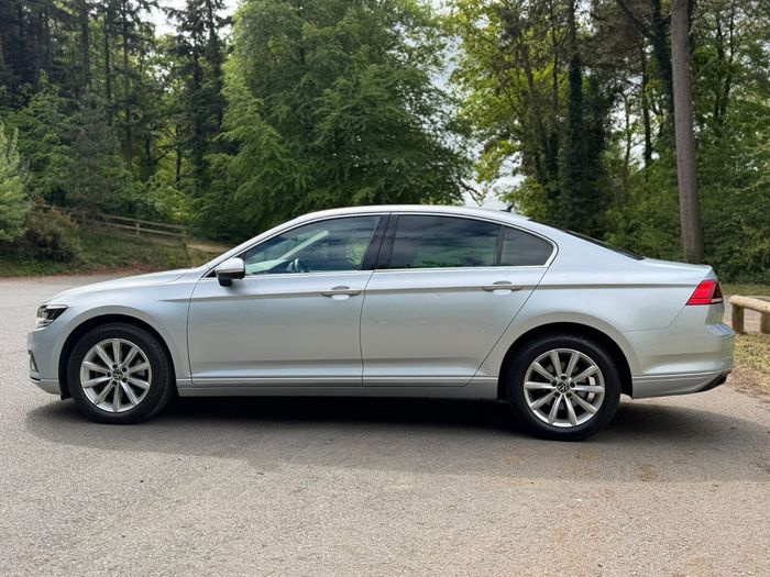 Volkswagen Passat 2022