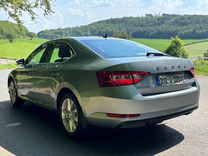 Skoda Superb 2021