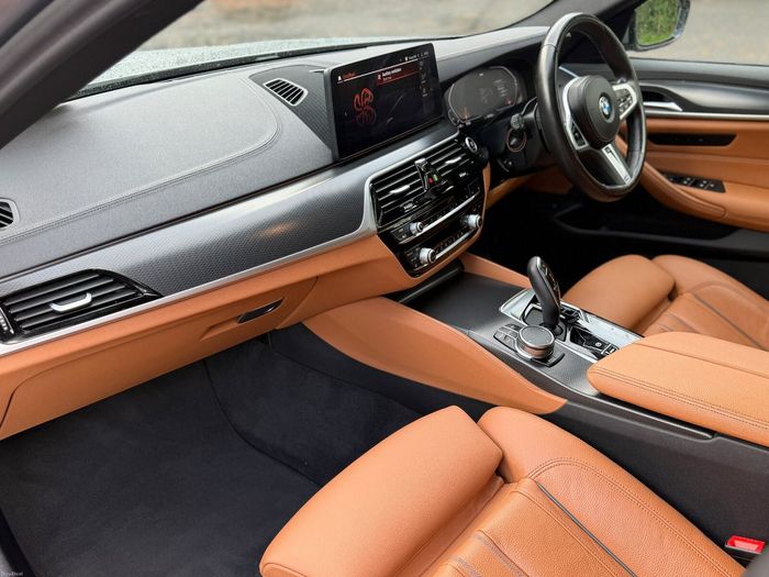 BMW 5 Series 2023