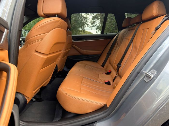 BMW 5 Series 2023