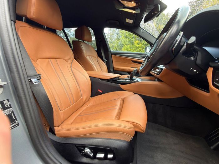 BMW 5 Series 2023