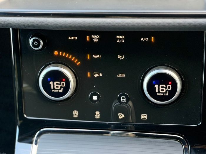 Land Rover Range Rover Evoque 2023