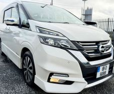 Nissan Serena 2018