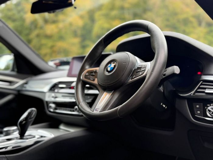 BMW 5 Series 2019