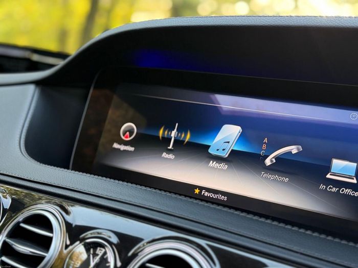 Mercedes-Benz S-Class 2018