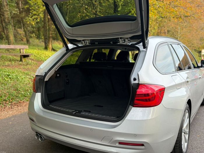 BMW 3 Series 2019