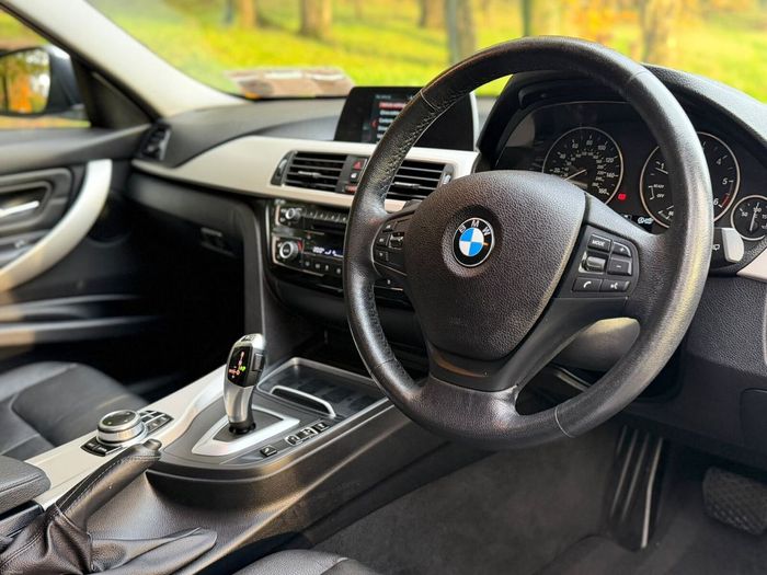 BMW 3 Series 2019