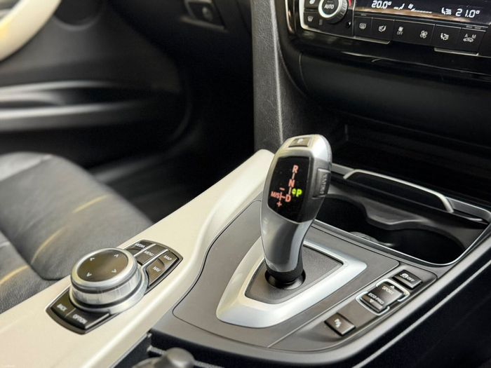 BMW 3 Series 2019