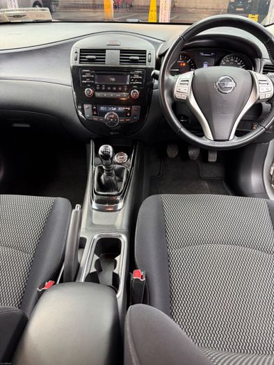 Nissan Pulsar 2015